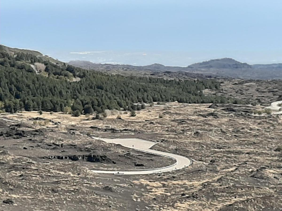 מלון ניקולוסי Etna Relax מראה חיצוני תמונה